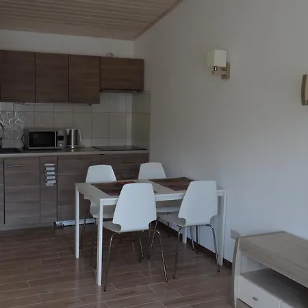 Akva Apartement Butas